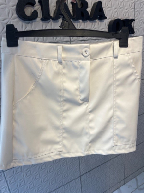 Producto - Pollera engomada blanca