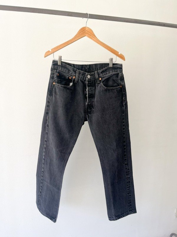 Jean Levi's 501 negro