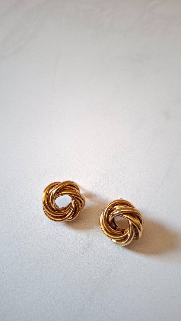 Producto - Aros de acero dorados inflados grandes