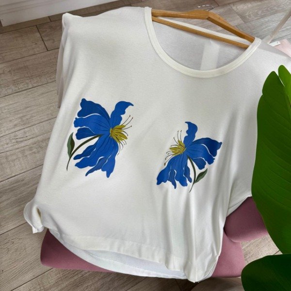 Producto - Remera flores 7789 - 1