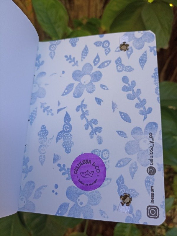 Producto - Libretita artesanal flores azul (EN STOCK) - 1