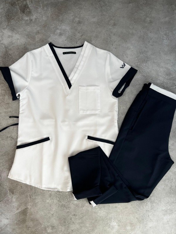 Producto - SELVA SPANDEX (Blanco - Pantalón Azul)