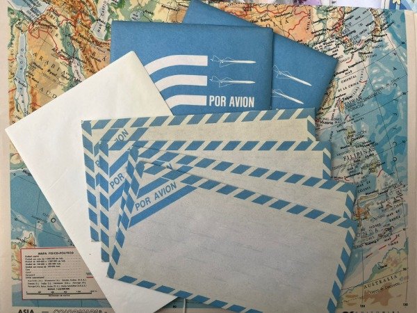 Producto - SET SOBRES + PAPEL POR AVIÓN