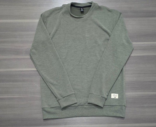 Producto - SUETER VERDE BASIC TALLE M