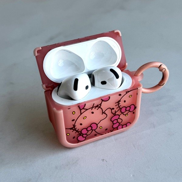 Producto - FUNDA AIRPODS 4TA GENERACIÓN HELLO KITTY