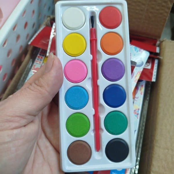 Producto - Acuarelas x 12 más pincel