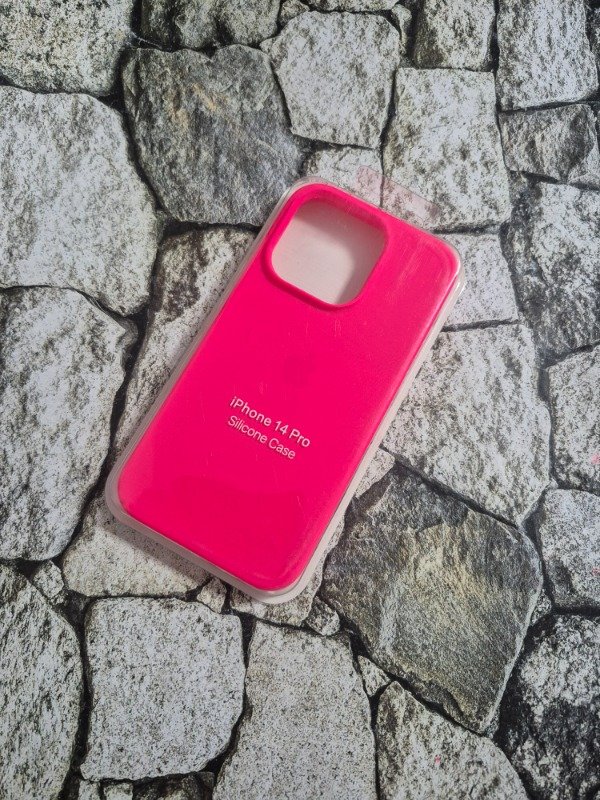 Producto - Funda silicone case logo Iphone 14 Pro fucsia