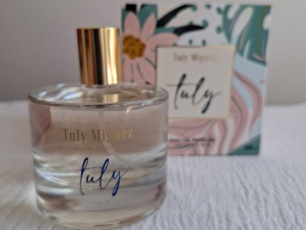 Producto - Perfume Tuly