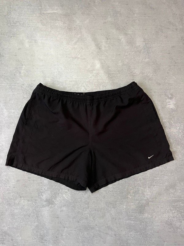 Producto - Short Nike (L)