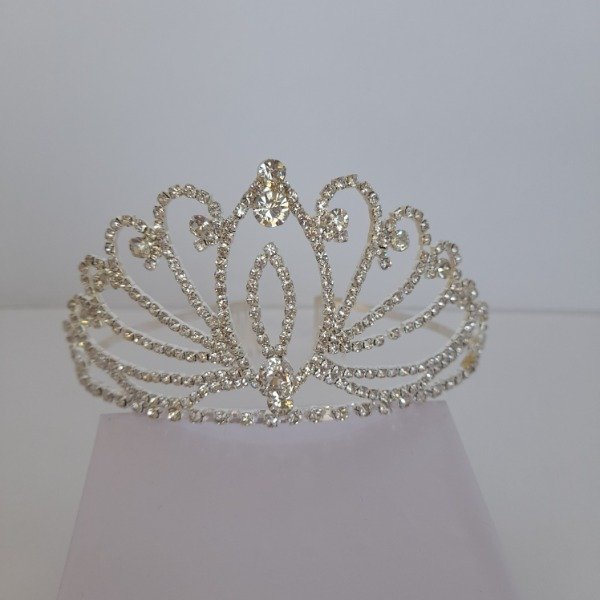 Producto - Corona alta con peineta