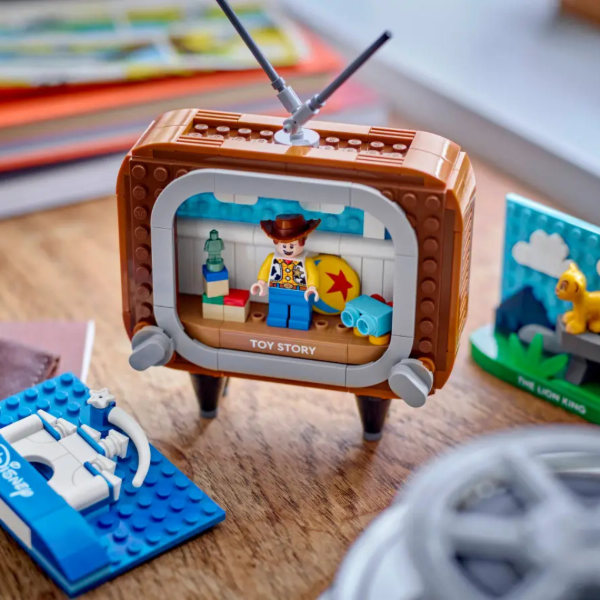 Producto - LEGO DISNEY TV ESCENAS