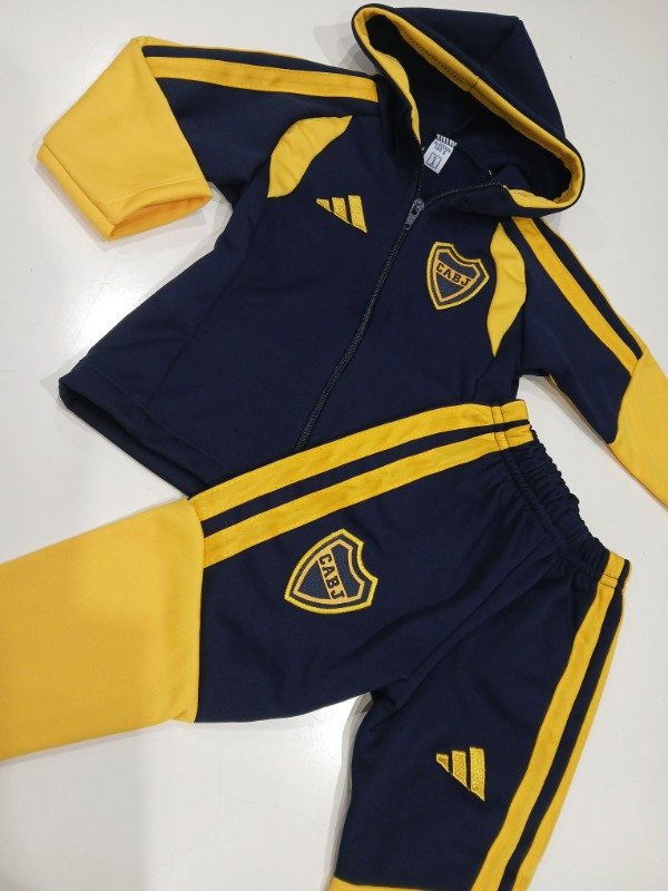 Producto - Conjunto de bebe bordado - 1