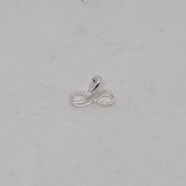 Producto - Dije infinito cubic