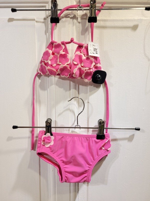 Producto - Bikini BRUMA rosa con flores Nueva Con etiqueta Talle 2 años - PRECIO: 12X