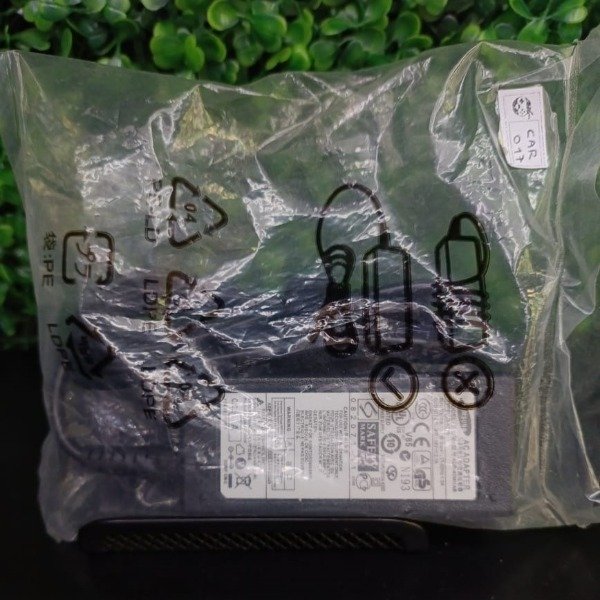 Producto - CARGADOR NOTEBOOK SAMSUNG ADP-40MH AB