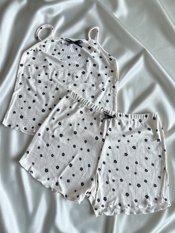Producto - Pijama flor corto
