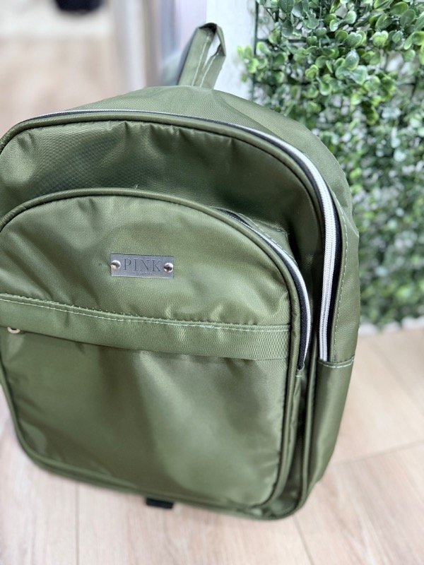 Producto - MOCHILA VERDE IMPERMEABLE