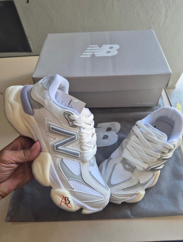 Producto - NEW BALANCE 9060 uniisex +colores - 1