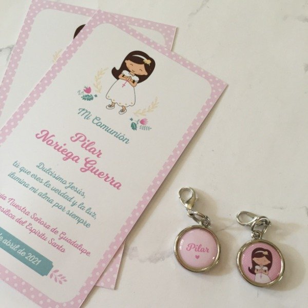 Producto - SOUVENIR ESTAMPA + MEDALLITAS PARA COLGAR PERSONALIZADO - COMUNION