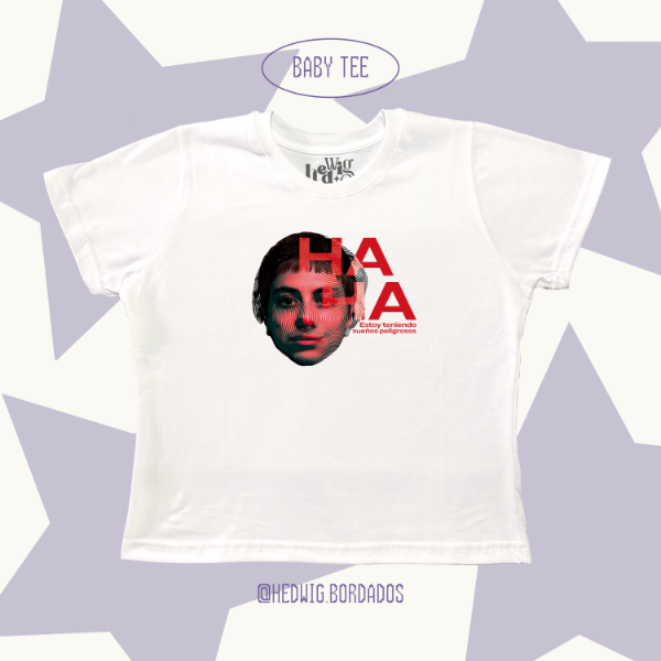 Producto - Baby Tee "Ha Ha Paco CA7RIEL Y PACO"