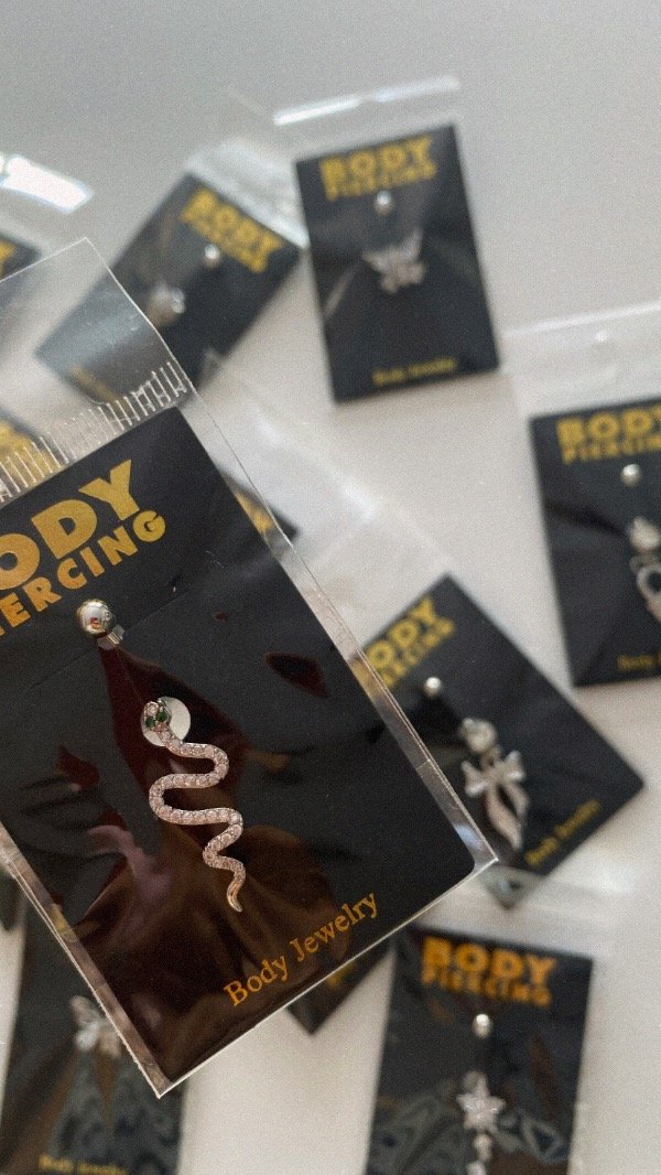 Producto - Piercing ombligo. Snake