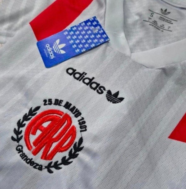 Producto - Camiseta River Plate EQT 2026/27 - 1