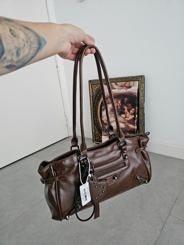 Producto - Cartera marron amplia