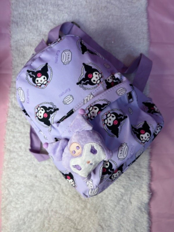 Producto - Mochila Kuromi/Hello kitty