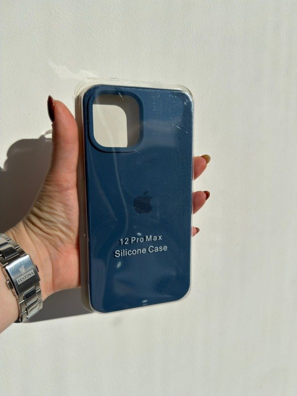 Producto - Silicone case iphone 12 pro max azul cobalto