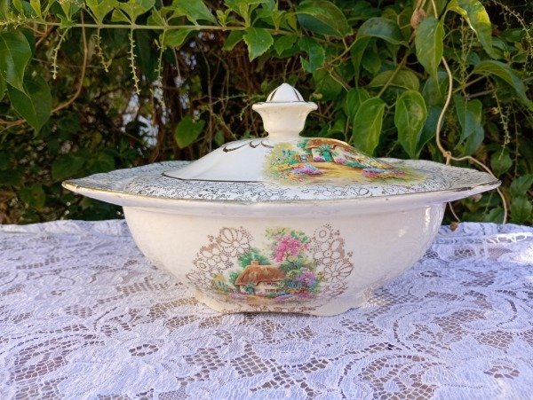 Producto - Sopera de loza inglesa HK Tunstall