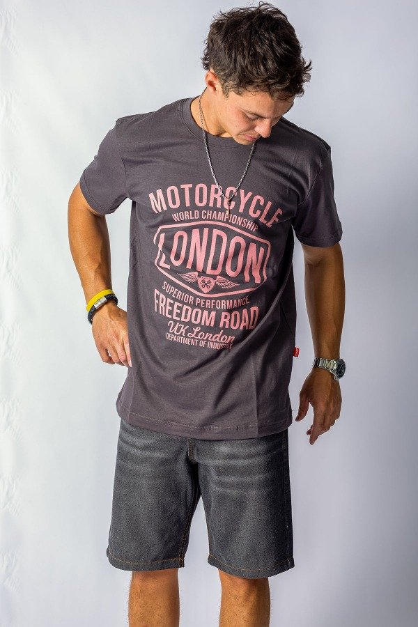 Producto - REMERA LONDON ROSA