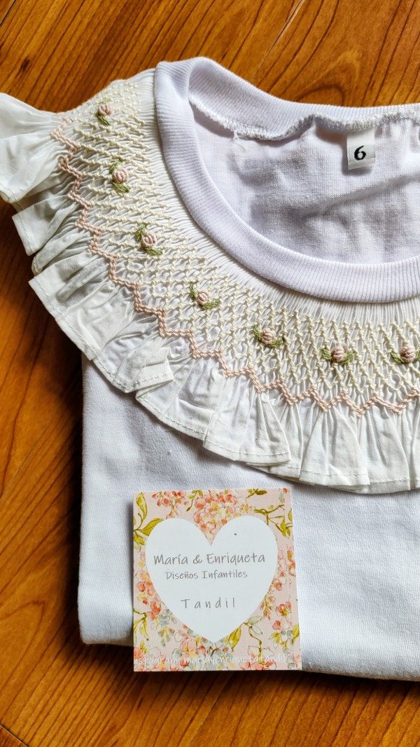 Producto - Remera CANDE ( bordado rosa claro) - 3