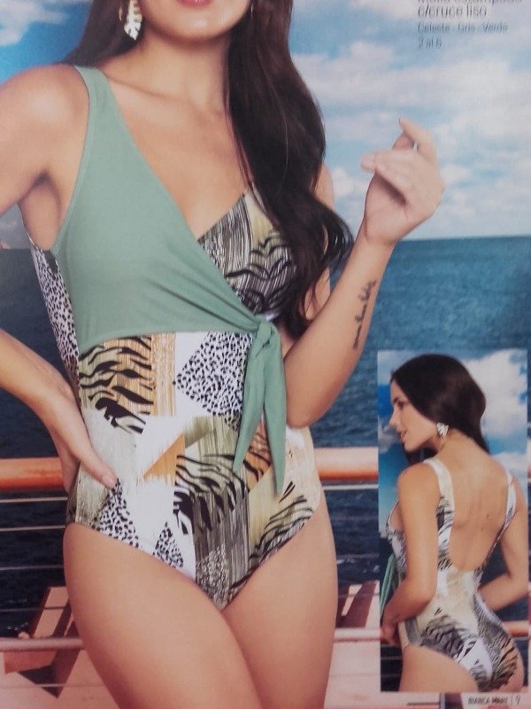 Producto - Malla Entera Estampada con cruce liso