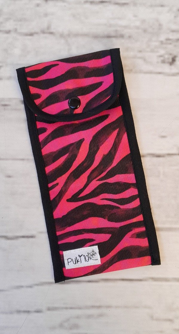 Producto - Estuche de higiene cebra fuccia