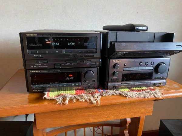 Producto - EQUIPO DE SONIDO TECHNICHS FUNCIONANDO (A REPARAR CD) #10773