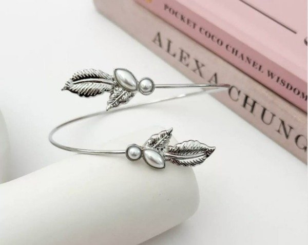 Producto - Brazalete Hojas con Perlas