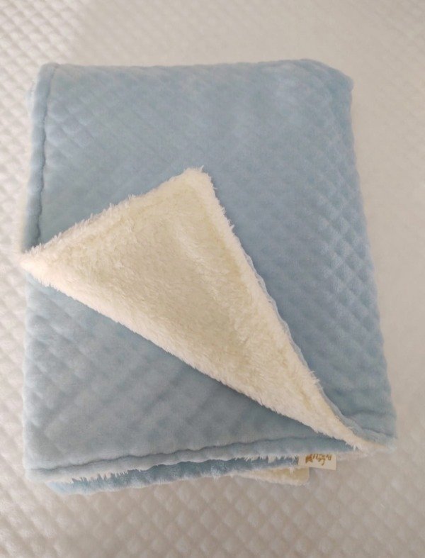 Producto - Polar labrado Celeste