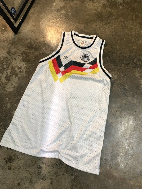 Producto - Alemania Adidas Retro women (L)