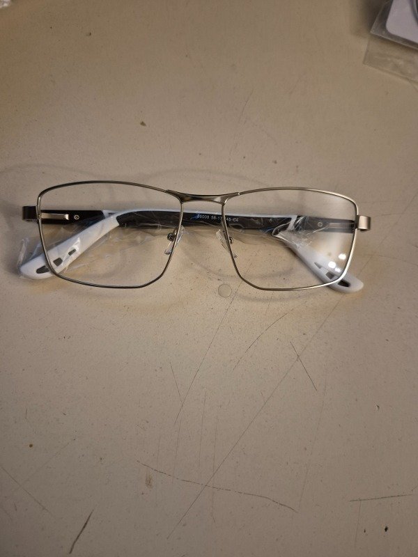 Producto - Plateado grande hombre