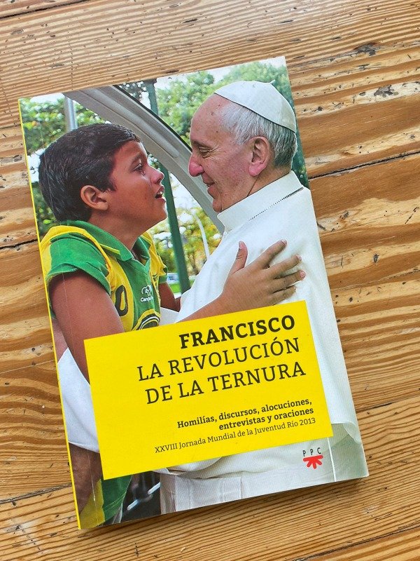 Producto - Francisco la revolucion de la ternura