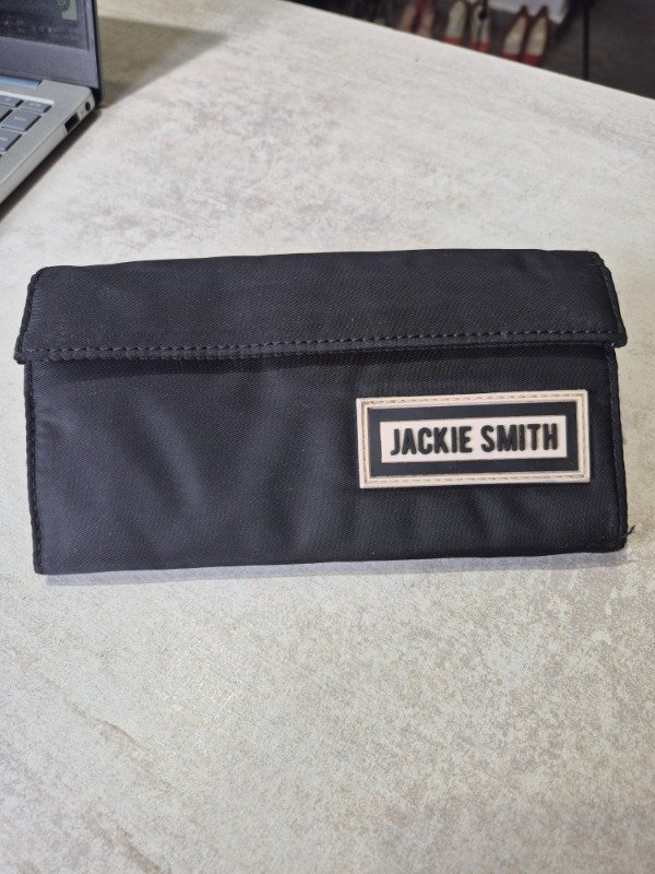 Producto - Billetera JACKIE SMITH