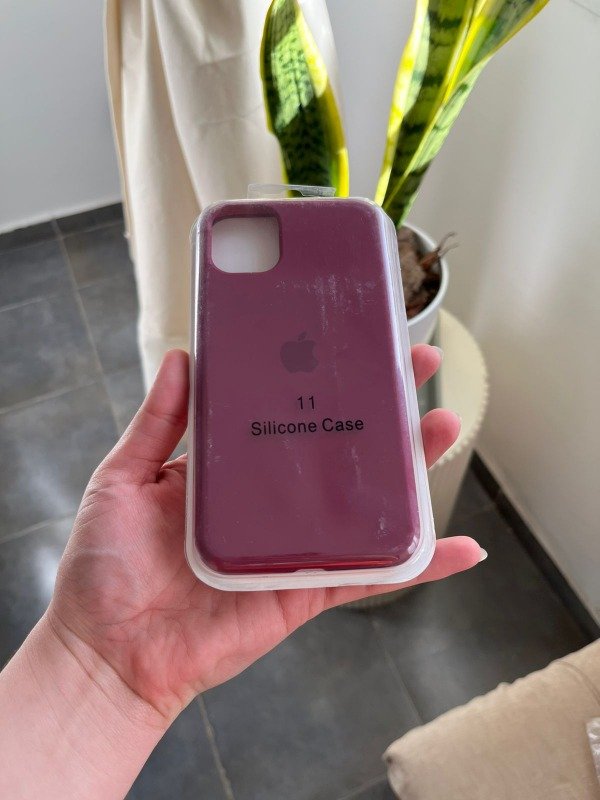 Producto - Silicone Case Bordo (Iphone 11)