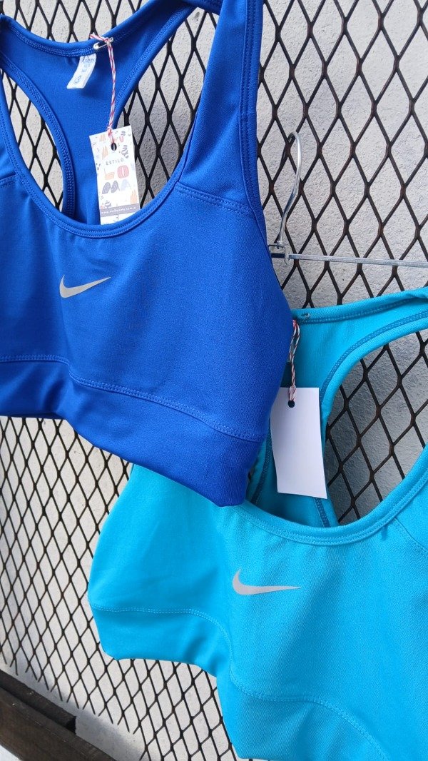 Producto - Top Nike