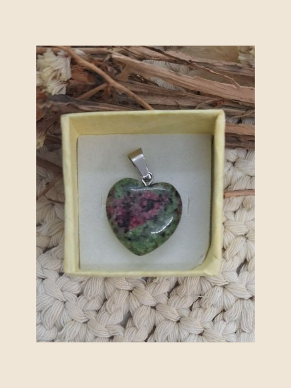 Producto - Dije corazón "Rubí Zoisita"