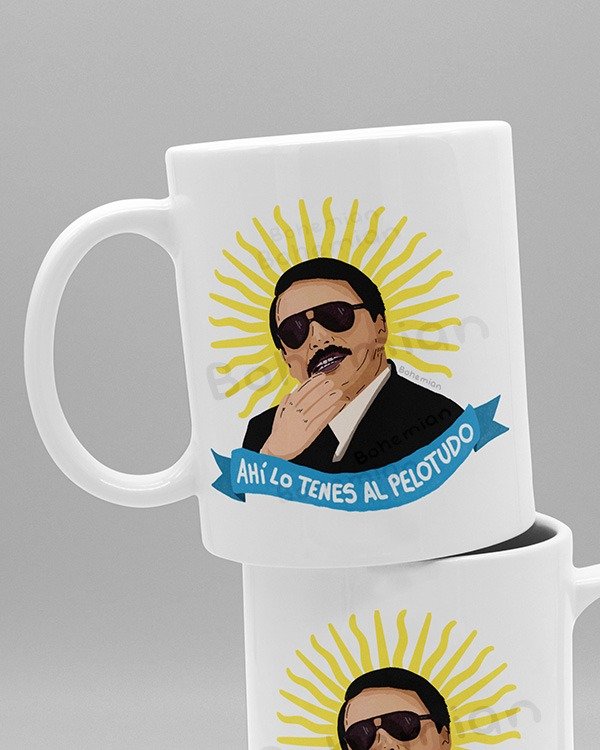 Producto - Taza AHÍ LO TENES AL PELOTUDO - Taza de Esperando La Carroza