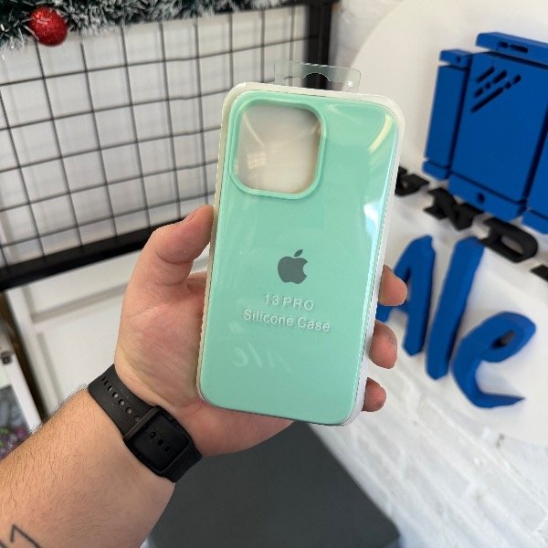 Producto - Silicone Case Verde Agua - iPhone 13 Pro