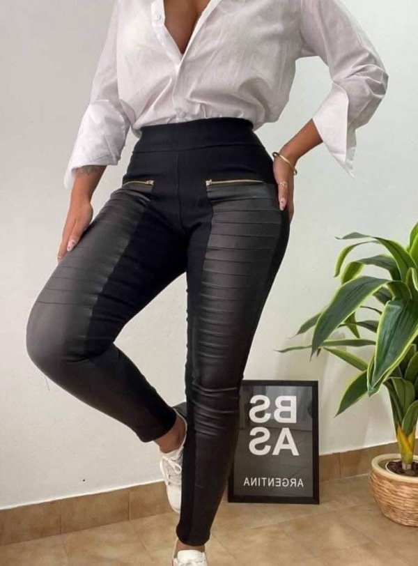 Producto - Pantalón motomami