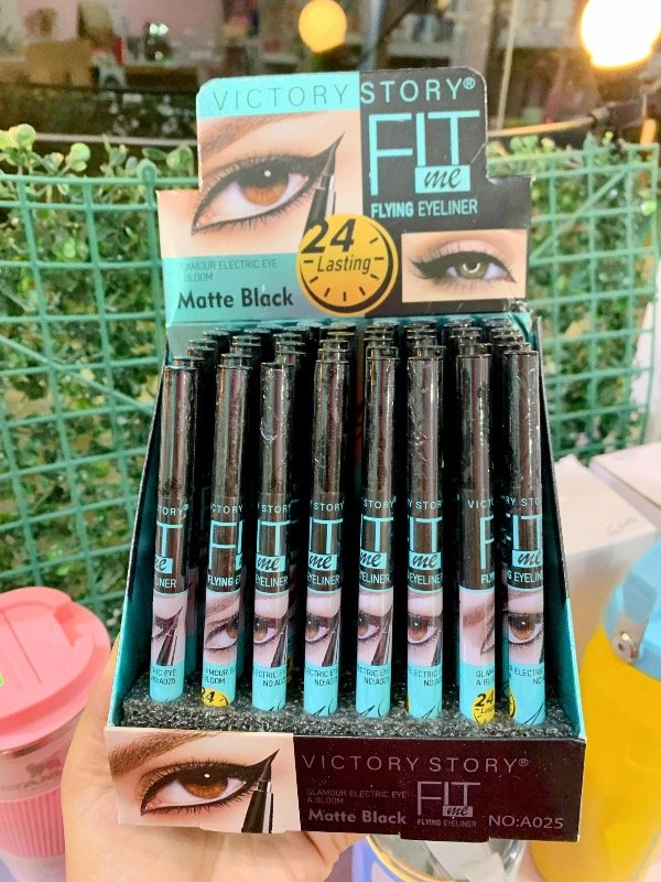 Producto - Delineador fit me