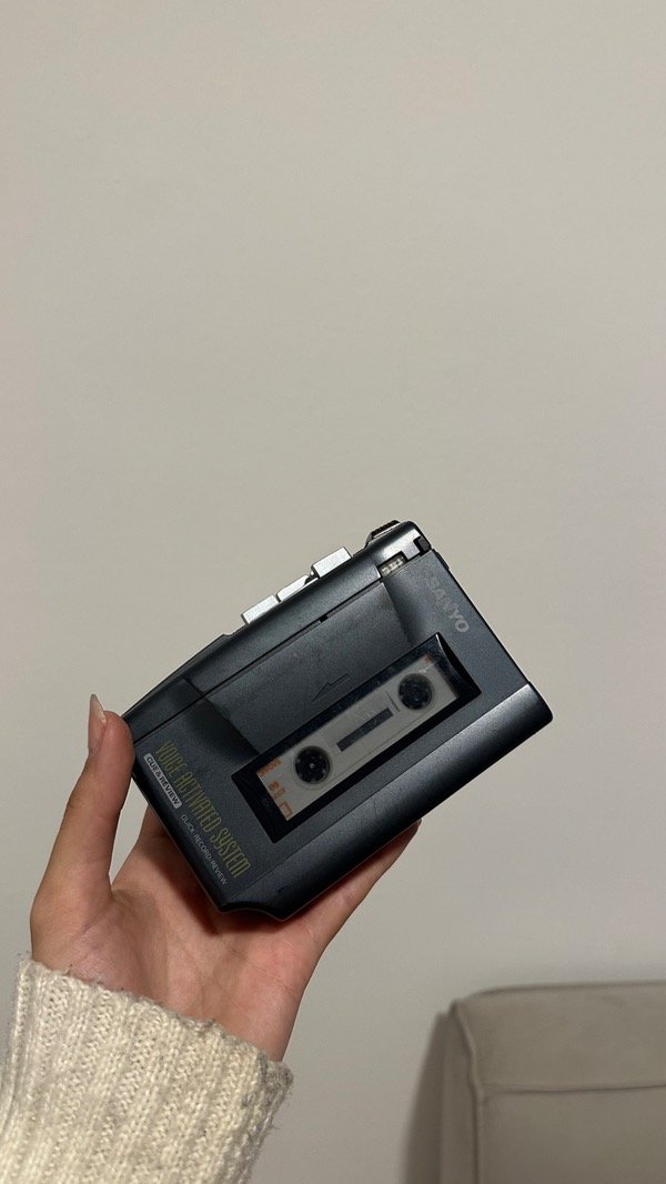 Producto - Grabadora y reproductor de cassette Sanyo