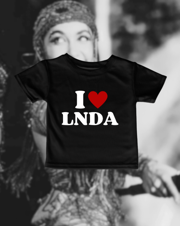 Producto - I LOVE LNDA- BABY TEE